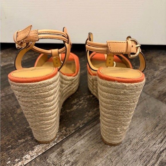 Coach Women's Vibrant Orange and Tan Sandals NWOT - Picture 5 of 6